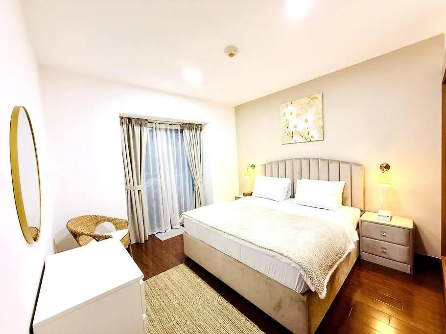 Opp Beach And Club, Next To Marina Walk, Luxury Stay Dubai United Arab Emirates